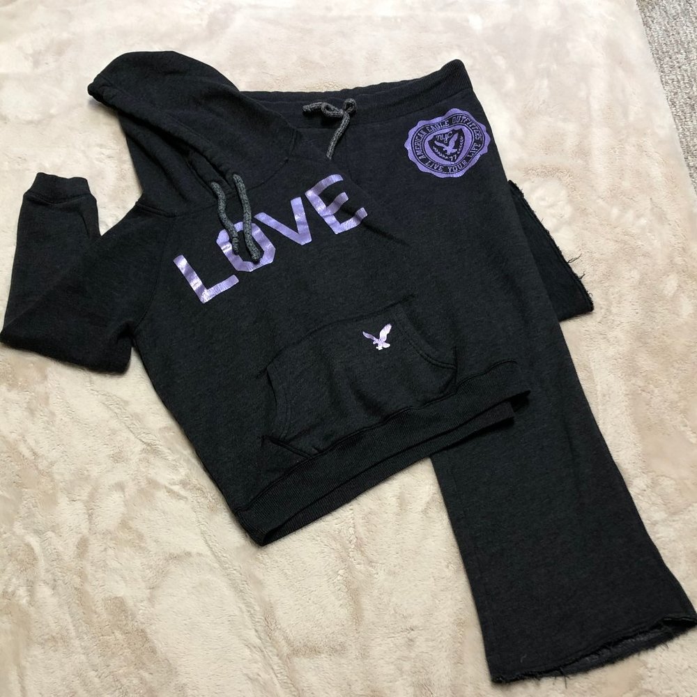 American Eagle LOVE Sweat Outfit
